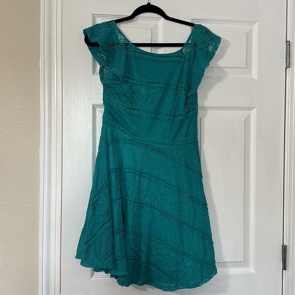 Charlotte Russe | Lace Floral Dress - Picture 7 of 7